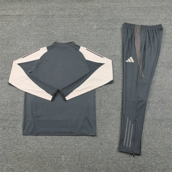 Real Madrid Zipper Sweatshirt Kit(Top+Pants) 2024-25 - Image 3
