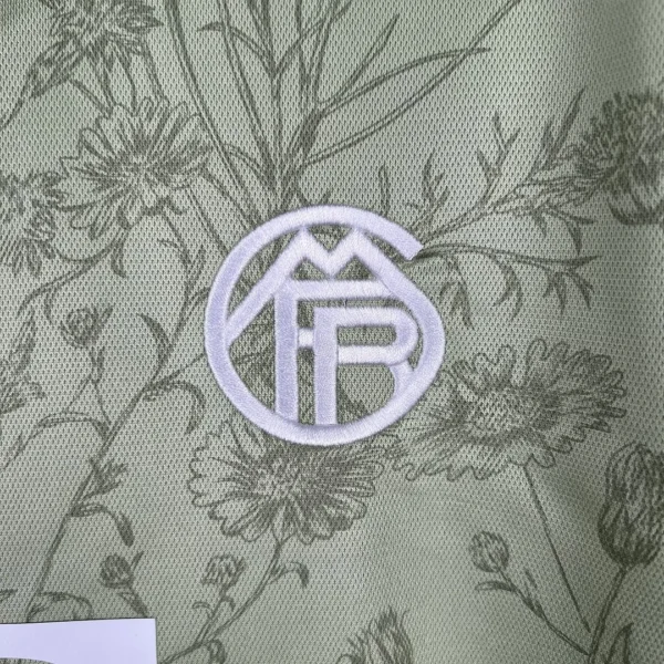 23-24 Bayern Munich Wiesn Oktoberfest Jersey - Image 4