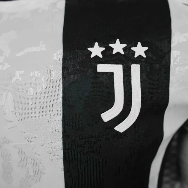 24-25 Juventus Home Soccer Jersey Player Version Long Sleeve - Image 5